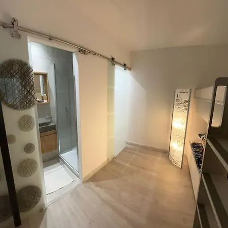 T3 Luxe, Vue Mer-piscine, A Pied Apartment Le Lavandou