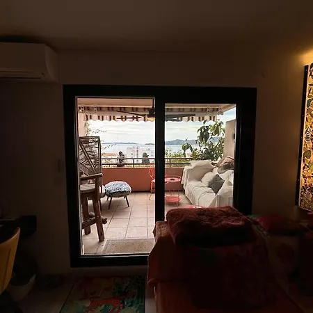 T3 Luxe, Vue Mer-piscine, A Pied Daire Le Lavandou