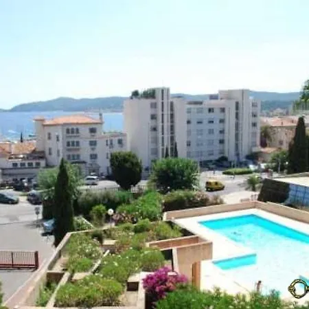 T3 Luxe, Vue Mer-piscine, A Pied Apartment